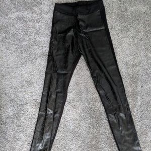 Black Tights w/ cute design!